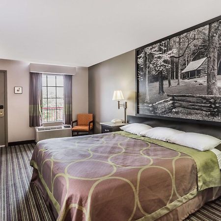 Super 8 By Wyndham Clinton Hotel Luaran gambar